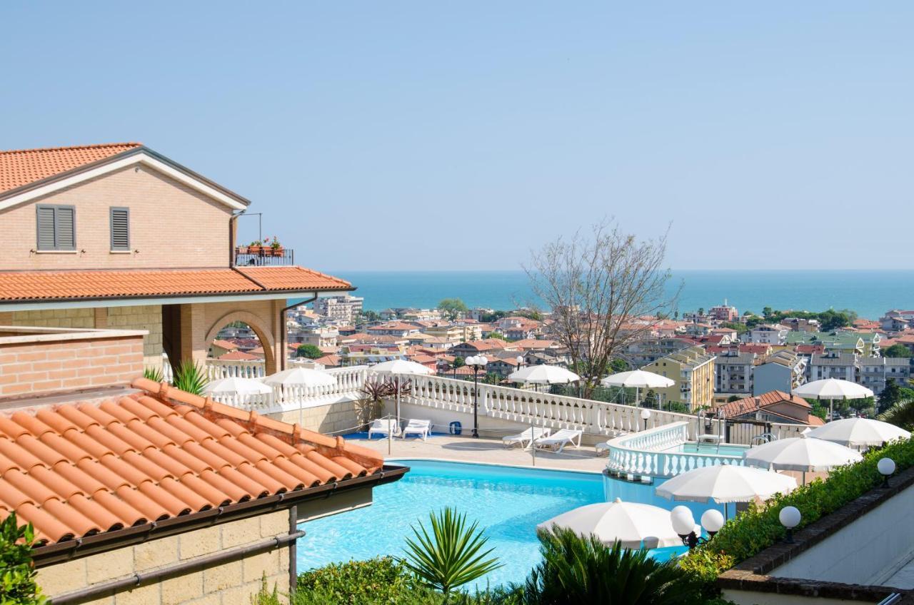 Residence Il Borgo Tortoreto Εξωτερικό φωτογραφία