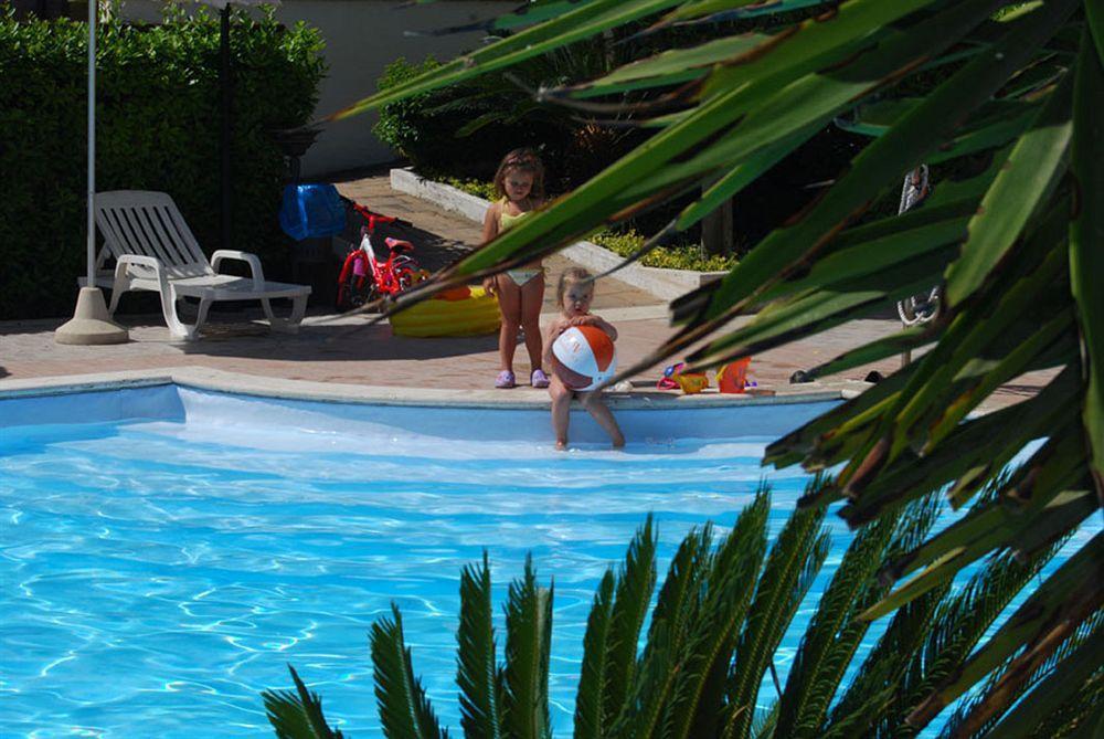 Residence Il Borgo Tortoreto Εξωτερικό φωτογραφία